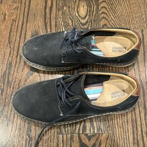 Johnston & Murphy Navy Blue Suede Shoes - size 3.5